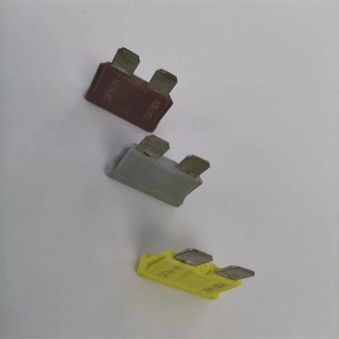  Η ενότητα επικοινωνίας DC80V 30Amp 5G λιώνει επικυρωμένη την UL αυτοκίνητη θρυαλλίδα λεπίδων στην Κίνα