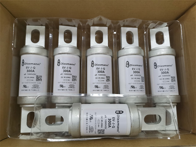 DC750V ηλεκτρική οχημάτων θρυαλλίδων υψηλή σπάζοντας ικανότητας θρυαλλίδα της EV θρυαλλίδων επικυρωμένη UL που κατασκευάζεται στην Κίνα