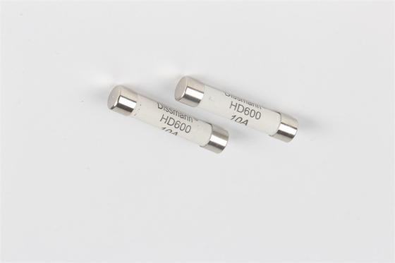 6.3x32mm η κεραμική θρυαλλίδα σειράς 500VDC/VAC Dissmann HDP6 θρυαλλίδων επικυρωμένη UL μπορεί να χρησιμοποιηθεί για να αντικαταστήσει Littelfuse 505 σειρές