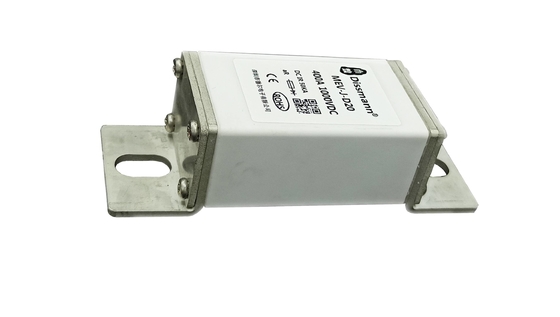 400 Amp τυποποιημένο άσπρο χρώμα θρυαλλίδων ISO8820 υψηλής τάσης κεραμικό