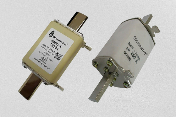 NT RT NH υψηλή εκτιμημένη 600VDC τάση IEC60269 θρυαλλίδων ικανότητας ρήξης