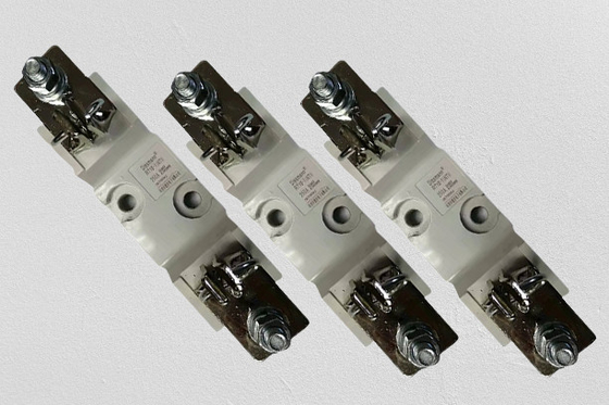 NT RT NH υψηλή εκτιμημένη 600VDC τάση IEC60269 θρυαλλίδων ικανότητας ρήξης